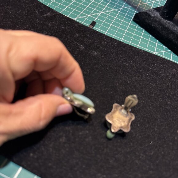 Vintage Turtle Clip-On Earrings Light Green Shell Silver Base Retro Costume Jewe - Picture 5 of 5